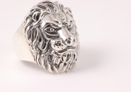 Zware zilveren ring met leeuwenkop