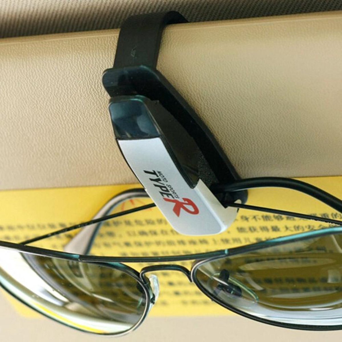 Zonnebril houder met clip - Handige auto gadget - Altijd zonnebril bij de  hand achter... | bol.com