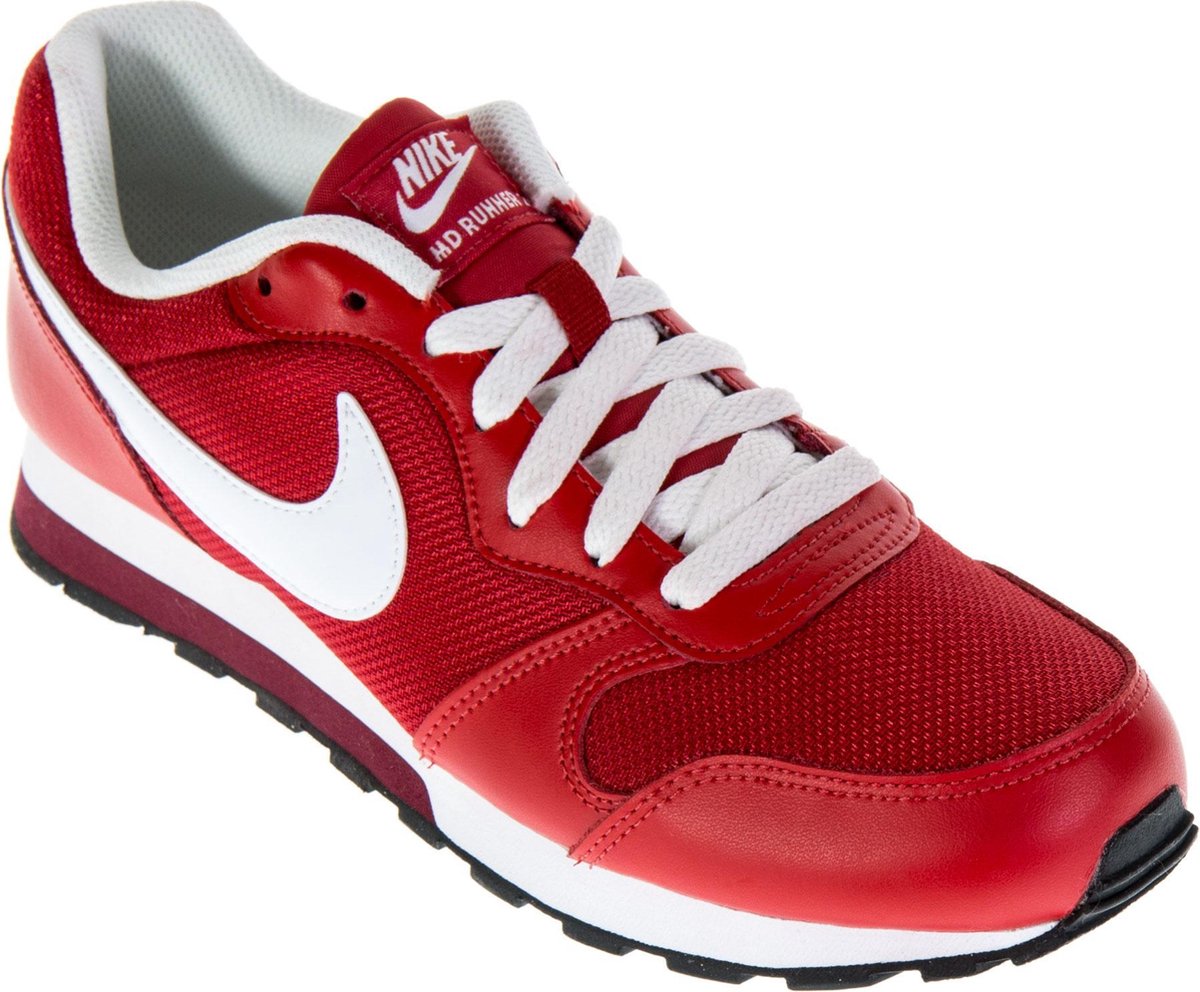 Nike MD Runner 2 (GS) Sneakers - Maat 36.5 - Jongens - rood/wit | bol.com