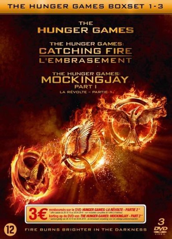 The Hunger Games boxset 1-3, met de logo's van de films in vlammen.