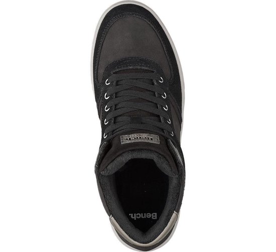 Bench Heren Zwarte halfhoge sneaker vetersluiting - Maat 44 | bol.com
