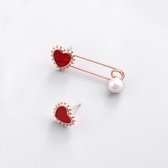 Rose goudkleurige zilveren oorbellen rode hartjes met imitatie parel S925