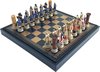 Afbeelding van het spelletje Luxe schaakset - Handbeschilderde Kruisvaarders schaakstukken + blauw / goud schaakbord met opbergbox (+ backgammon) - 35 x 35 cm