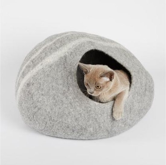 Cat cave stone dark