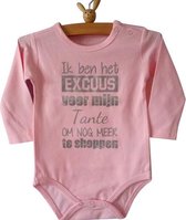 Baby Romper roze  meisje met tekst | Ik ben het excuus voor mijn tante om nog meer te shoppen | lange mouw | roze | maat 50/56