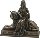 Cleopatra zittend op Sfinx – bronskleurig beeld - 25 x 23 x 14 cm