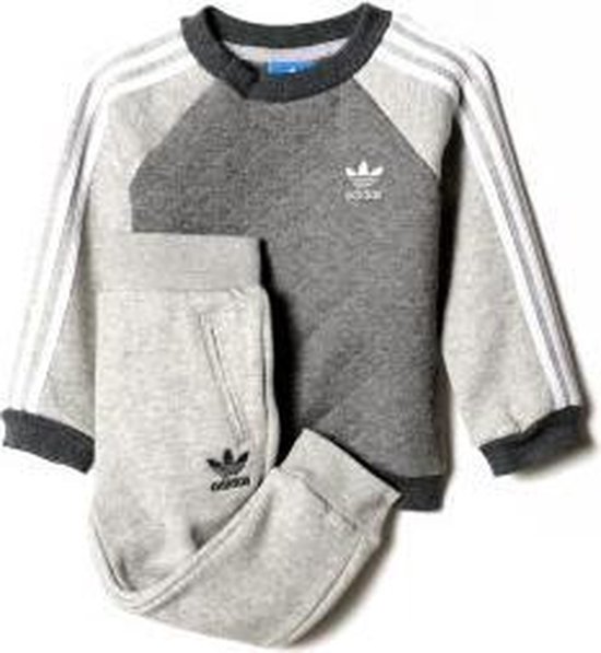 Adidas fleece quilted crew joggingpak grijs maat: 80 | bol.com
