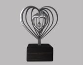 Mini urn 3D hart (0,20L)- Gecoat staal (Zilvercoating) in houten sokkel - incl. holle glasbol hanger - incl. as-buisje en afdekplaatje