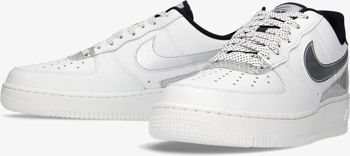 NIKE AIR FORCE 1 07 LV8 3M | bol.com