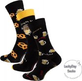 Verjaardag cadeautje voor hem  -  Sokken - Bier - Vaten - Mismatch Sokken - Leuke sokken - Vrolijke sokken - Luckyday Socks - Sokken met tekst - Aparte Sokken - Socks waar je Happy