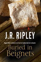 A Maggie Miller Mystery 1 - Buried in Beignets