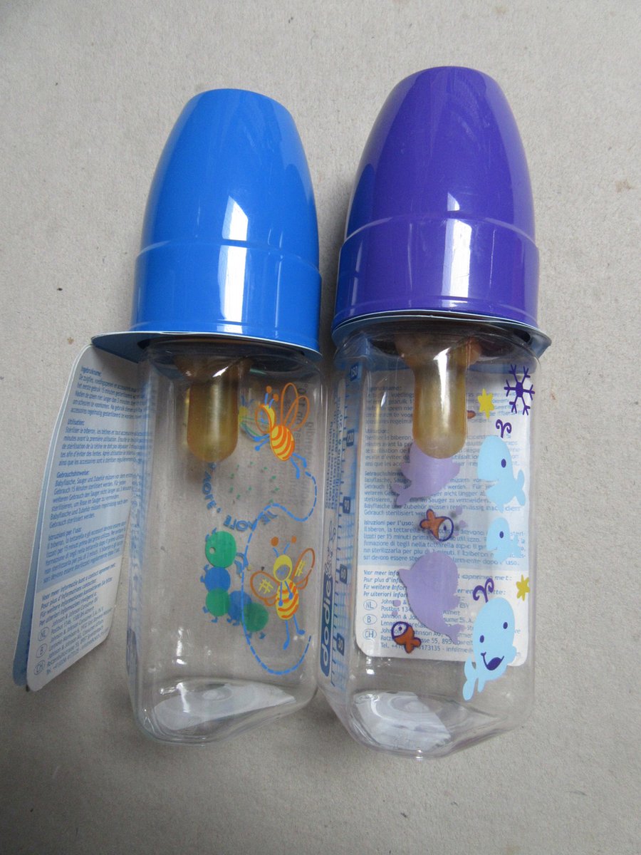 flesje klein dodie met rubberen speen 150 ml blauw of paars | bol.com