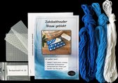 Plastic stramien borduurpakket Zakdoekhouder Blauw geblokt.