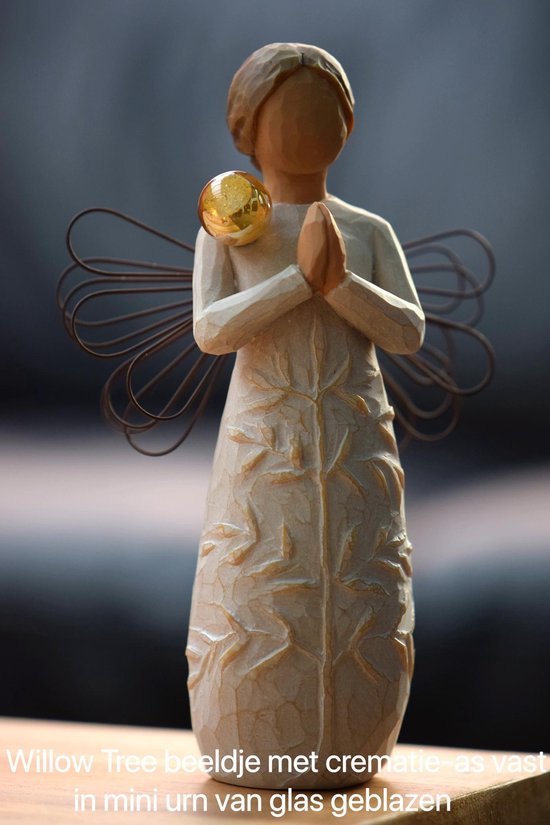 Urn Willow Tree beeldje  A Tree A Prayer met hand geblazen mini urn-Hand geblazen mini urn met crematie- as vast in glas verwerkt óf haarlokje met haartjes intact in mini urn verwerkt-Crematie- as \ haren verwerking van uw dierbare-Urn-Gedenken