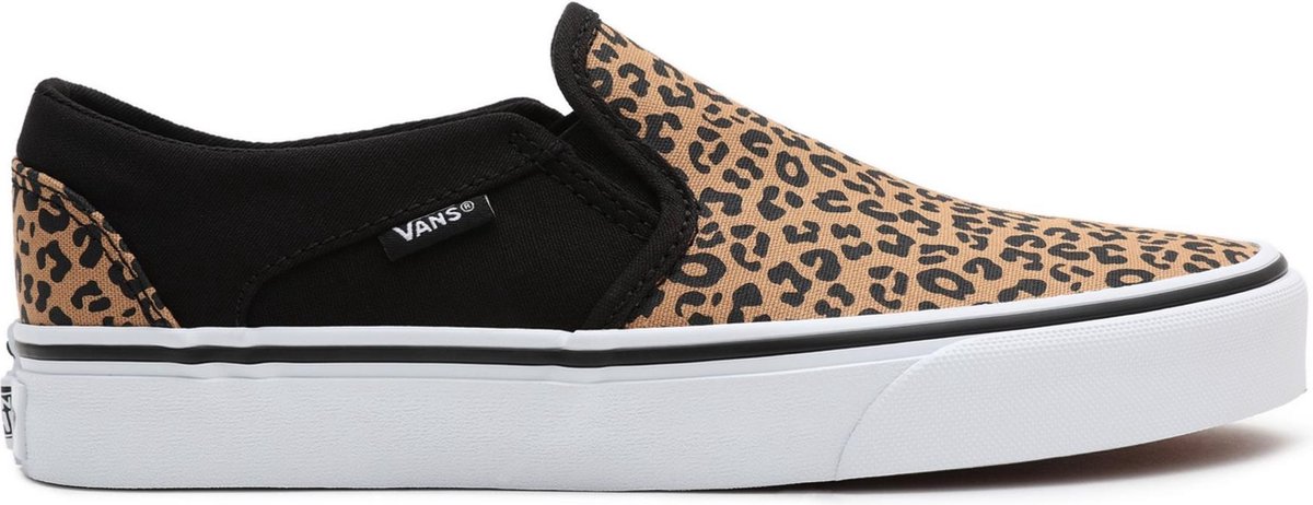 vans classic slip on bandana