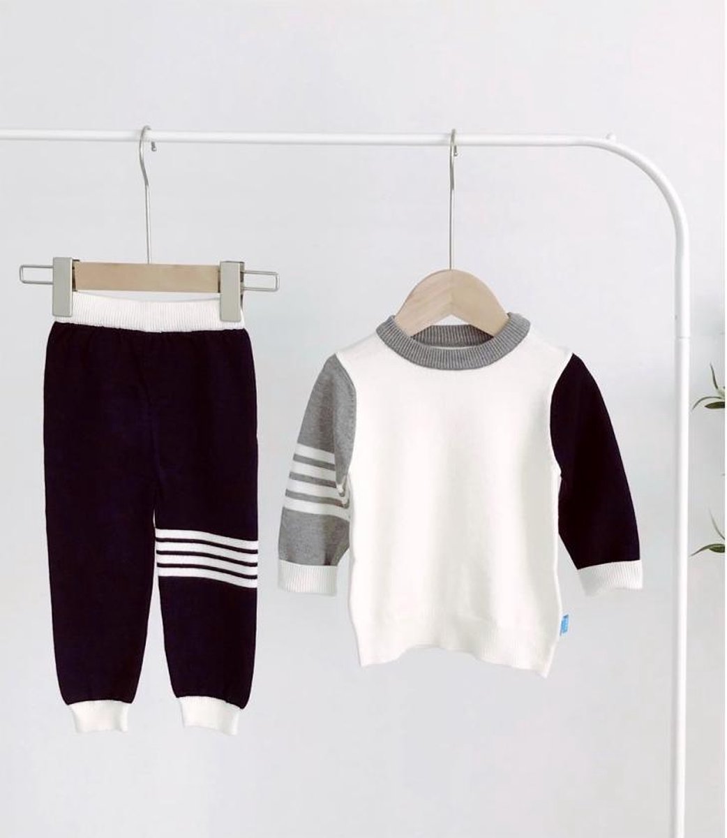 Supercute - trui en broek met strepen - maat  80 - 9 t/m 12 maanden