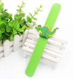 Kinder Armband Dinosaurus - Slap On armband - Armband - Kinderamband - Armbandje - Dino - Dinosauriër - Groene dierenarmband - Bracelet - Green Animal Dinosaur bracelet