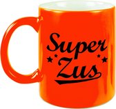 Super zus cadeau mok / beker neon oranje met sterren 330 ml