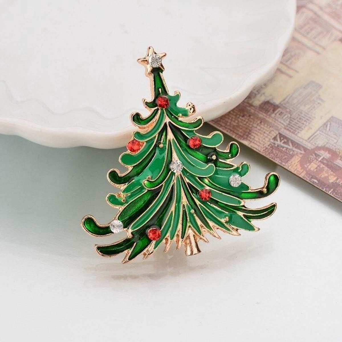 Kerstbroche met strass Kerstboom Leuk sieraad voor kerst broche