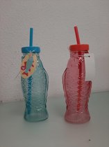2 drinkglazen met rietjes