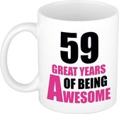 59 great years of being awesome mok wit en roze - cadeau mok / beker - 29e verjaardag / 59 jaar