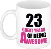 23 great years of being awesome mok wit en roze - cadeau mok / beker - 29e verjaardag / 23 jaar