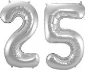 Folie ballon cijfer 25 jaar – 80 cm hoog – Zilver - met gratis rietje – Feestversiering – Verjaardag – Bruiloft