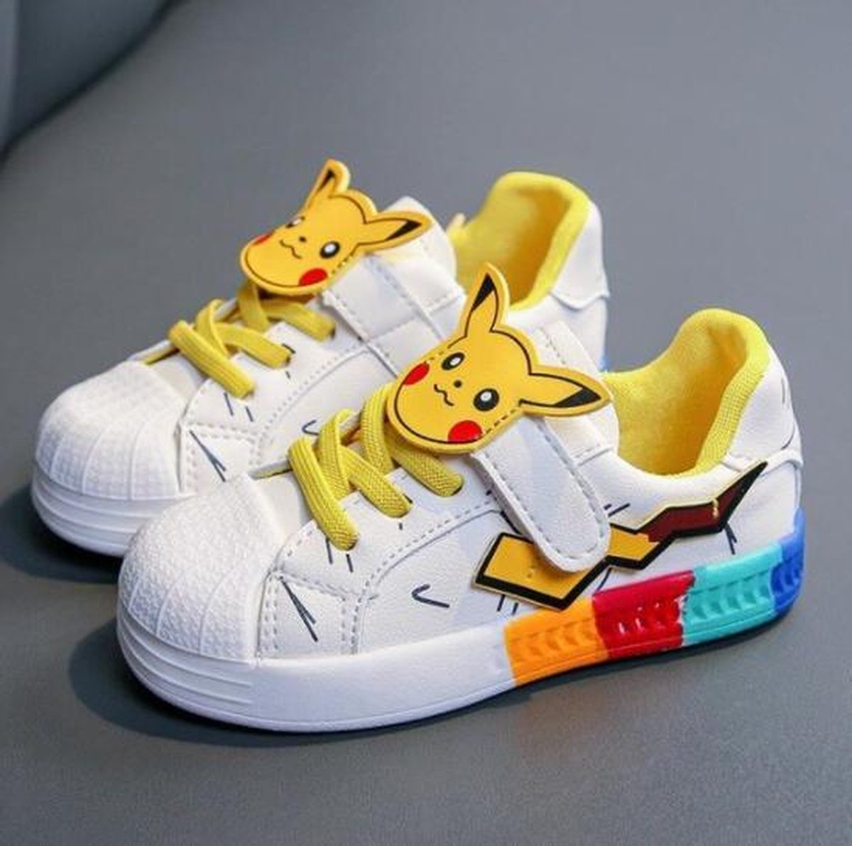 Pikachu schoenen - Pokémon - Maat 27 - Kinderschoenen - Sneakers - Kids |  bol.com