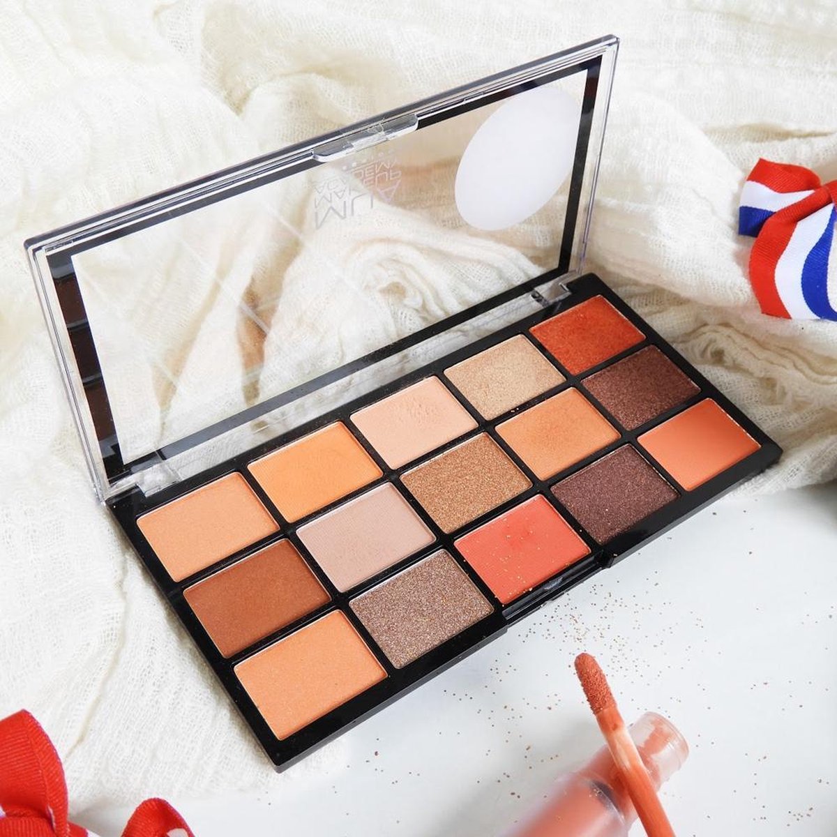 Mua Limited edition Kingsday Oogschaduw Palette - 15 Kleuren