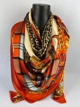 Vierkante sjieke sjaal 130 x 130 / 70% viscose met 30 % zijde