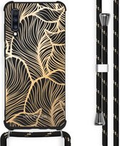 iMoshion Design hoesje met koord voor de Samsung Galaxy A70 - Bladeren - Goud / Zwart