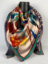 Vierkante sjieke sjaal  met bloemmotief 130 x 130 / 70% viscose met 30 % zijde