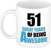 51 great years of being awesome cadeau mok / beker wit en blauw