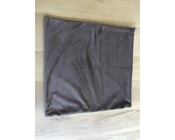 DB Lifestyle kussenhoes 45x45cm bruin | vierkant | fluwelen effen sierkussen