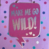 Luxe Valentijnskaart met hanger "Make me go wild" 14x14 cm incl. envelop