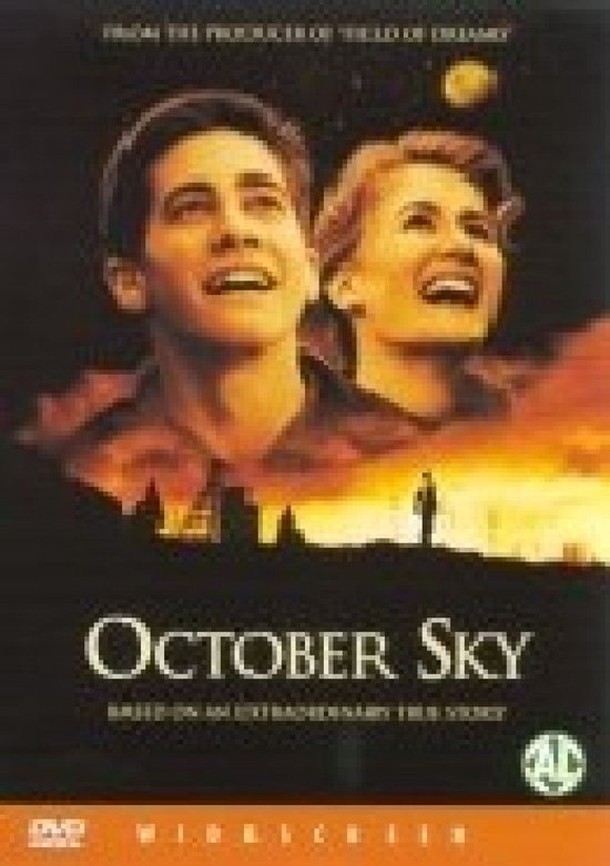Poster van de film October Sky met Jake Gyllenhaal en Laura Dern die naar de hemel kijken, met een oranje lucht en silhouette van een stad.