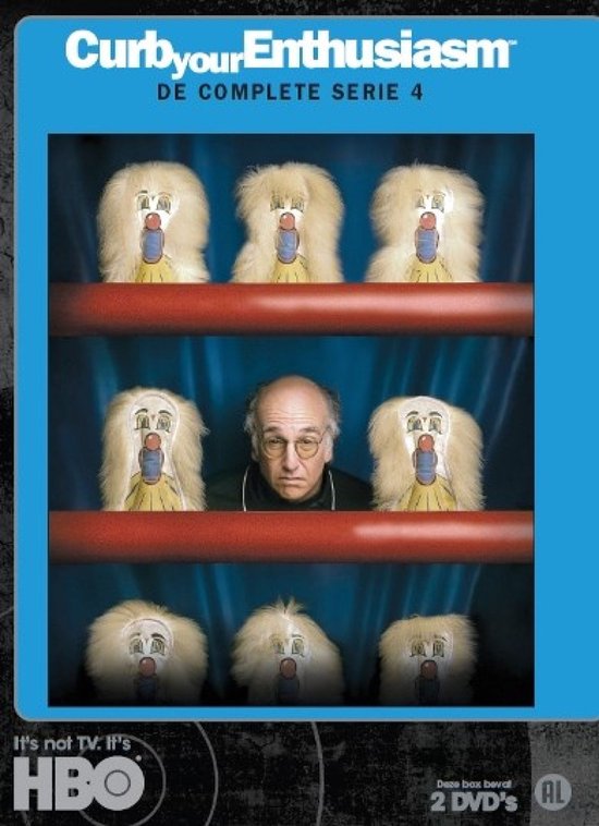 Cover van "Curb Your Enthusiasm: De Complete Serie 4" met negen poppen en Larry David.