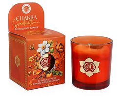 Soja geurkaars Svadhisthana chakra oranjebloesem & sandelhout – Ø7 cm x 8 cm