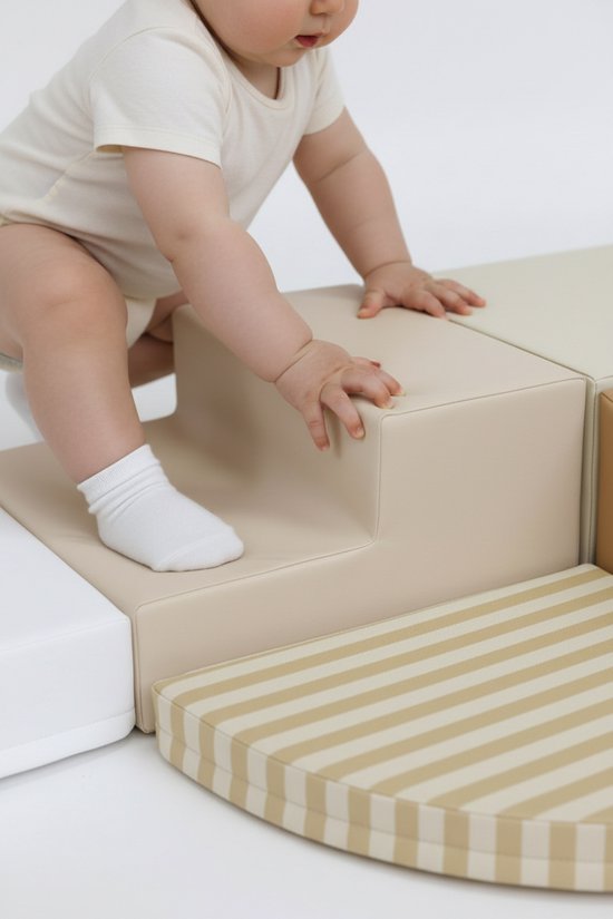 HENVAE® Baby Foam Blokken 5-delige Speelset - Glijbaan - Baby - Baby Speelgoed 6 maanden - Zachte blokken Baby - Montessori Speelgoed - Speelgoed 1 jaar - Educatief Speelgoed - Stapelblokken - Sensorisch Speelgoed - Speelblokken - Klimblokken Baby