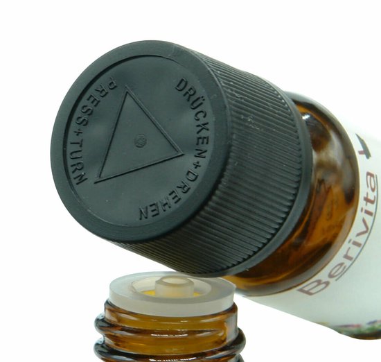 Bruine glazen fles met een zwarte schroefdop met de tekst 'PRESS+TURN DRÜCKEN+DREHEN'.