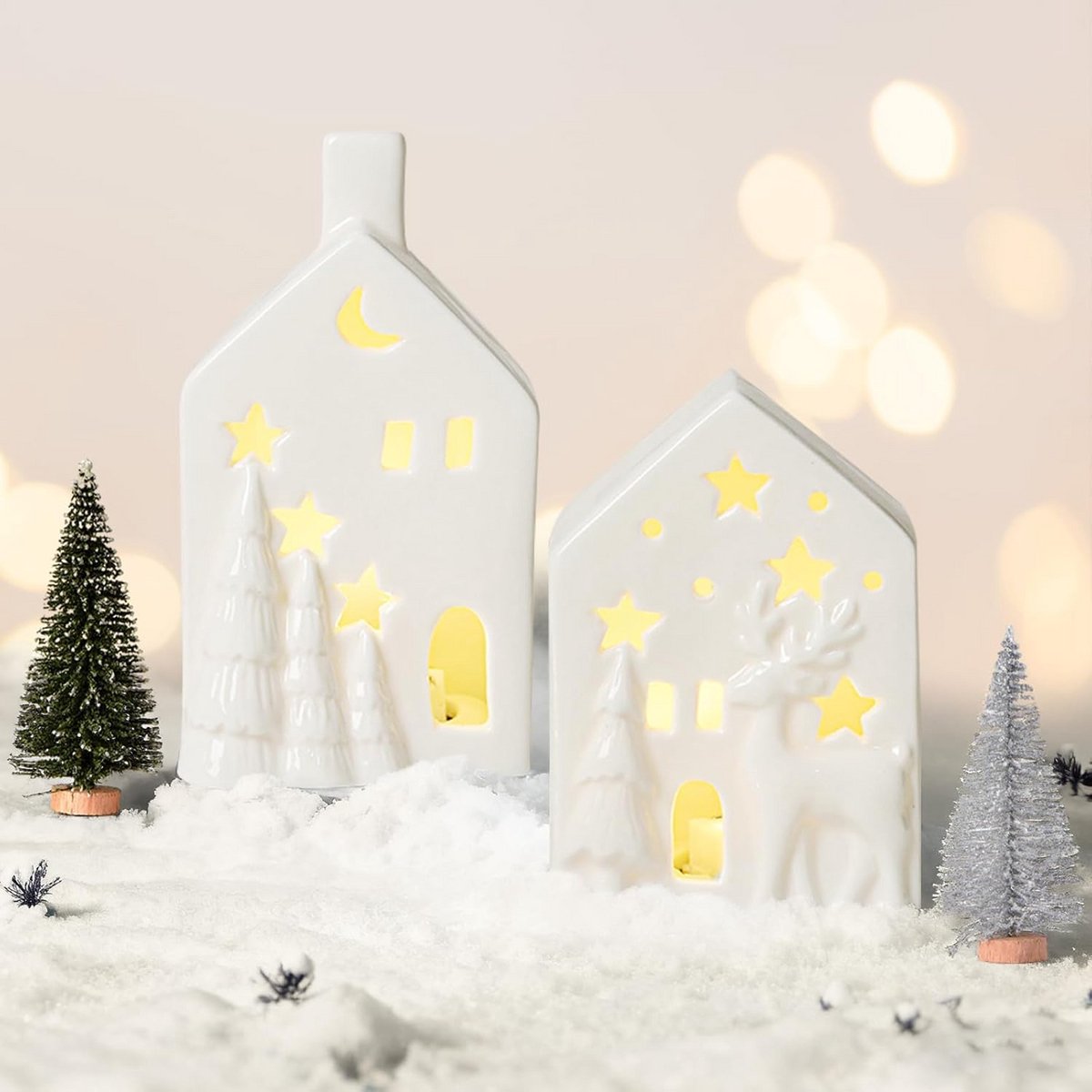 Verlichte Kerstboerderij Set van 2 Kerstdorp Huisjes met Mini Boompjes