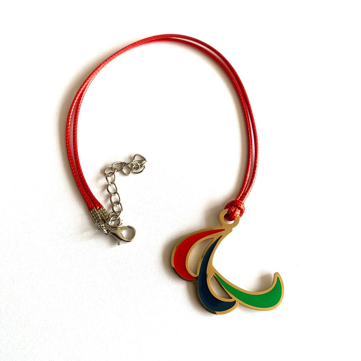 SportPresent® - Ketting - Rood - Paralympische Spelen - Torino 2026 - Agitos - Rolstoel - Handicap - Beijing - Kleur - Sportsieraad - Sieraden - Sportsieraden