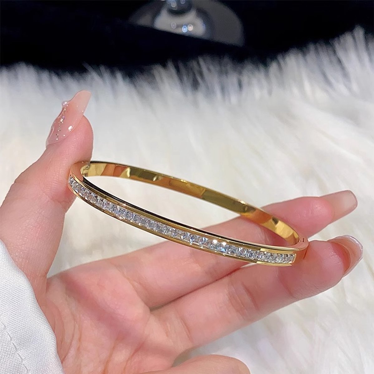Glintweave – Roestvrijstalen Gypsophila Armband met Zirkonia – 18K Verguld – Dames – Goud
