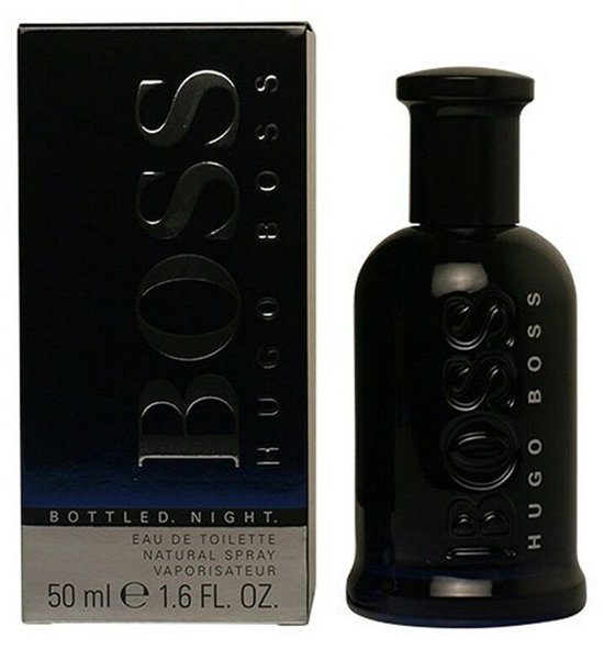 Zwarte Hugo Boss Bottled Night eau de toilette fles van 50ml en bijpassende doos met zilveren opdruk.
