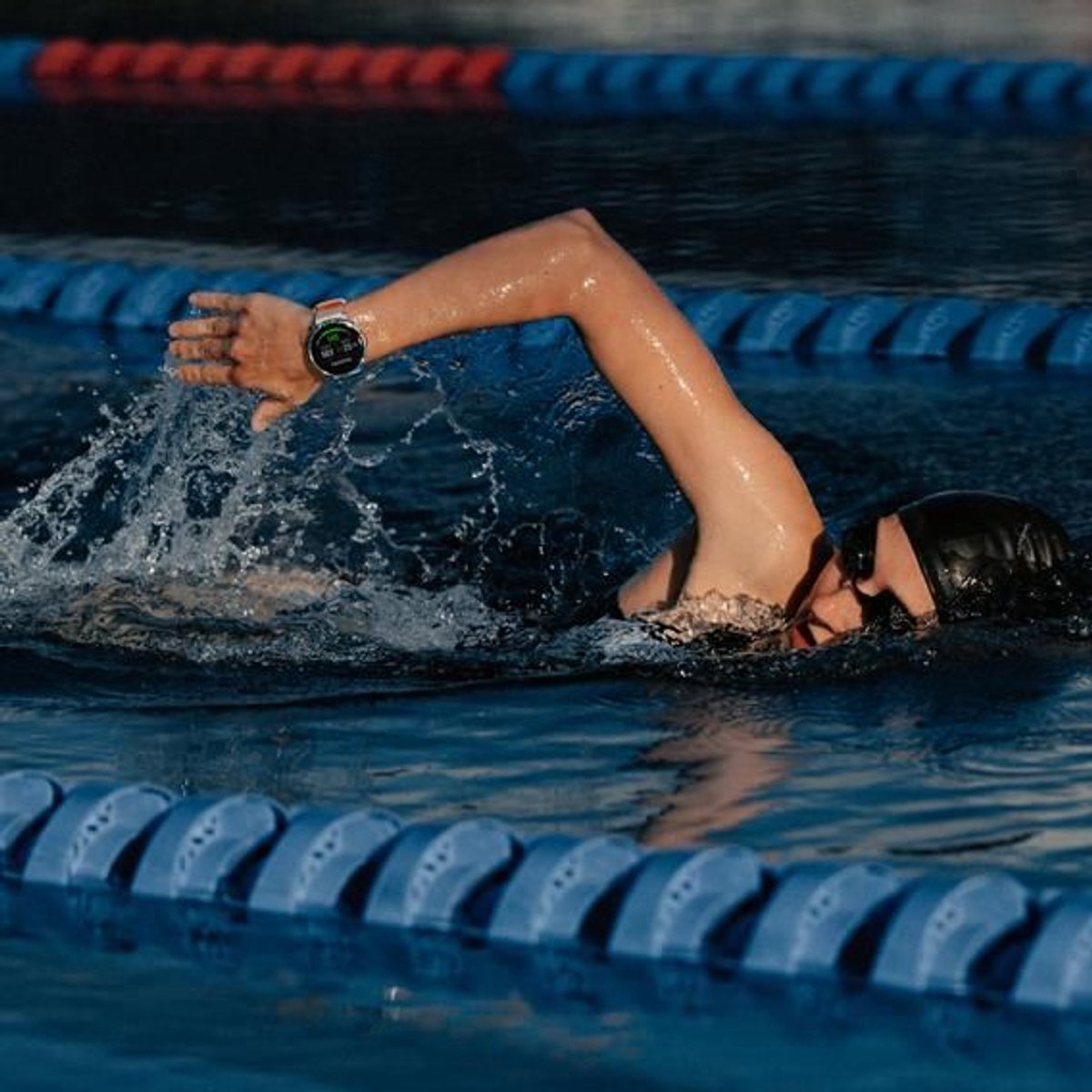 Polar Vantage V3 Sport Smartwatch GPS Zilver/Abrikoos - afbeelding 3