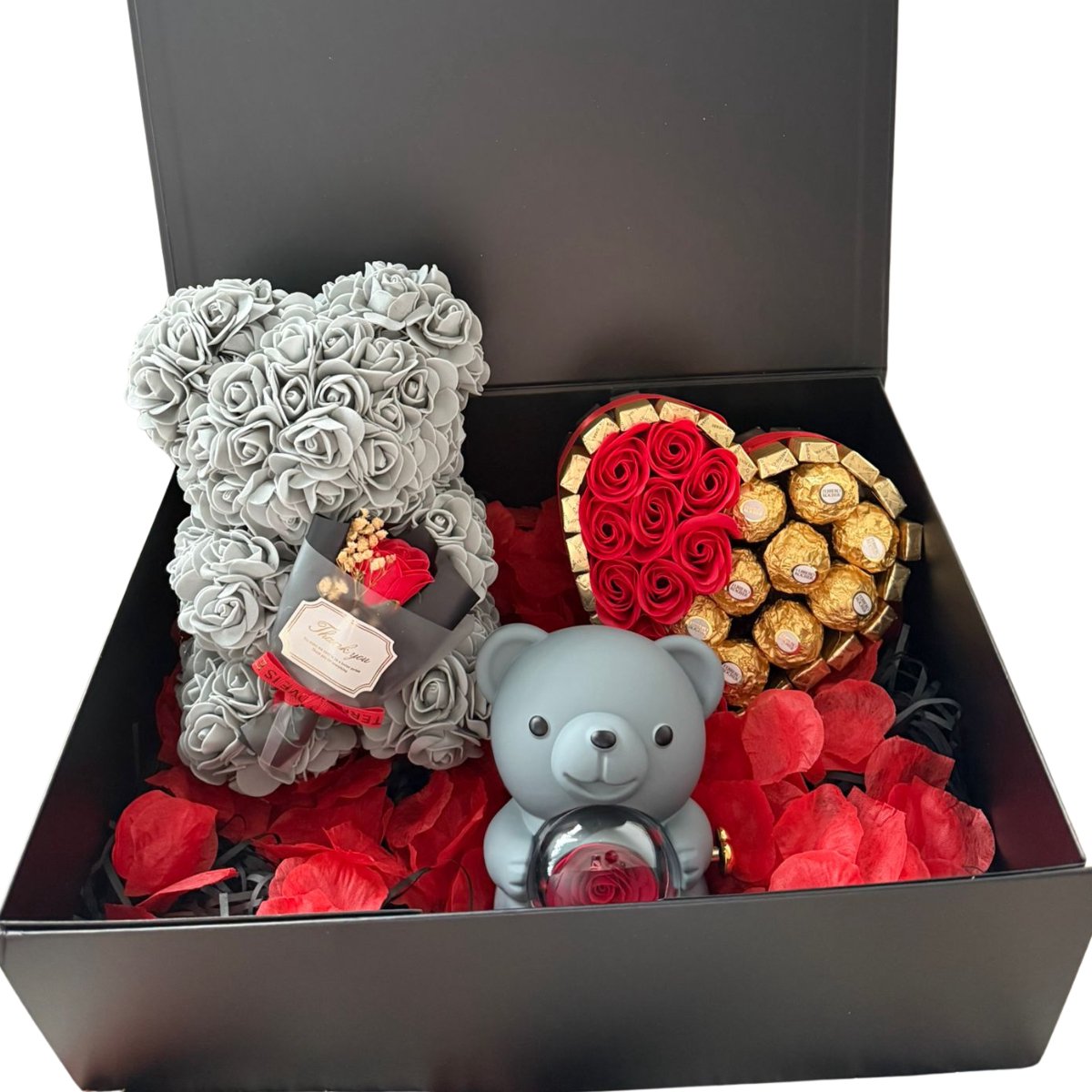 Nina’s Giftshop® XL Valentijn Cadeaubox – Rozenbeer – I Love You Ketting in 100 Talen – Chocolade Hart – Luxe Geschenkset voor Haar
