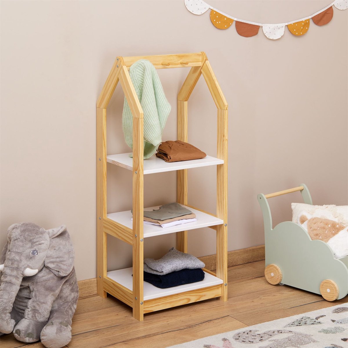 Kinderrek SALLY huisvorm, naturel/wit. Perfect voor kinderkamermeubels, met 3 planken, praktische haken voor organisatie. Planken voor kinderkamer, kindermeubels, kinderkledingkast - Hoofdafbeelding