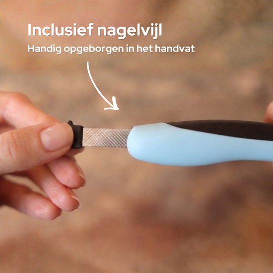 Gros plan sur la lime à ongles intégrée d'une pince à ongles Furtastic.