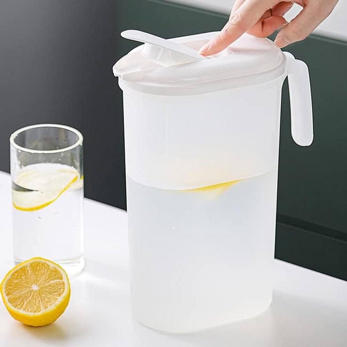 Karaf met Deksel 1.8L – Lekdichte Drankkan voor Koelkastdeur – IJsthee, Limonade & Waterkan