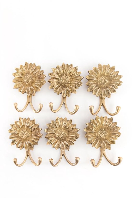 Ensemble de six patères dorées en forme de tournesols avec doubles crochets.